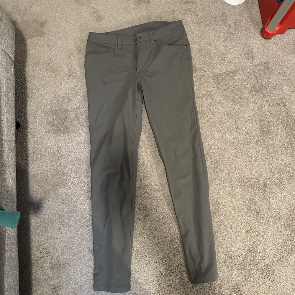 Lululemon ABC pants - 29x32